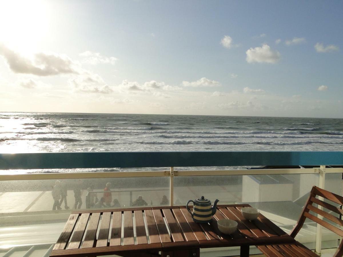 Les Pieds Dans L'Eau Apartment วีเมอเรอ ภายนอก รูปภาพ